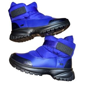 UGG Women’s Classic Yose Puff Snow Boot NEW